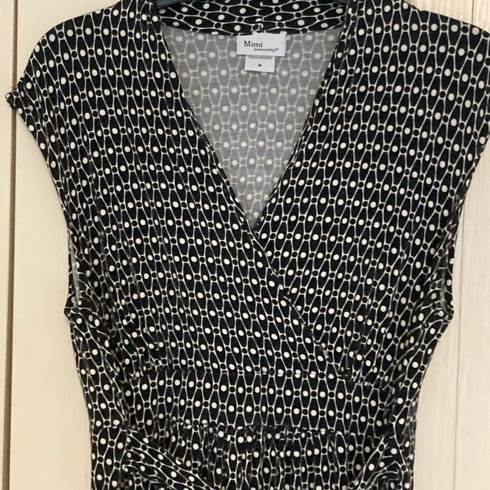 Mimi Maternity black & white wrap sleeveless dress. Size Medium